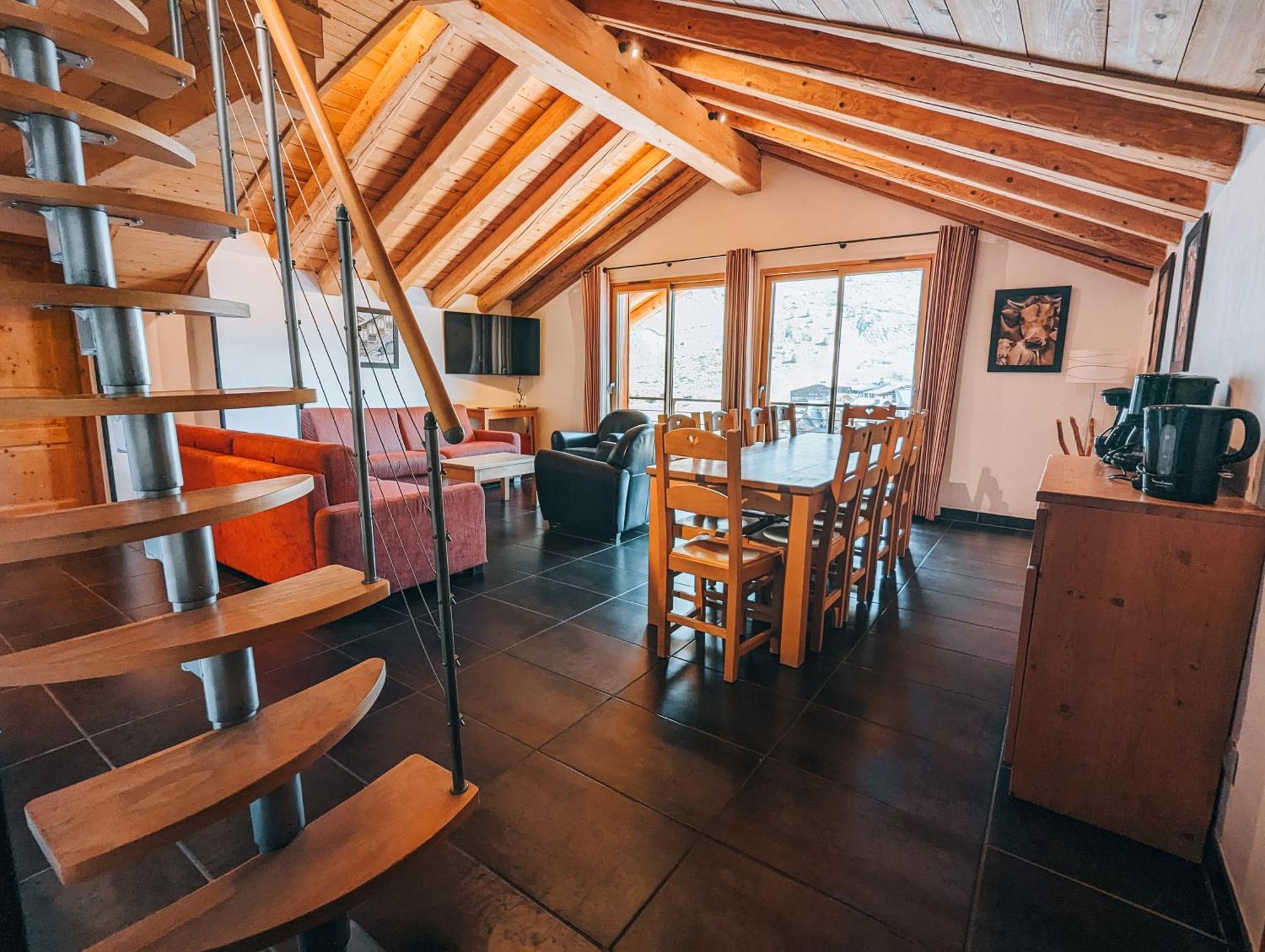 Apartment Almes 1 Et Almes 2 By Alpapart Tignes